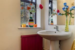 Photo 33- click for photo gallery